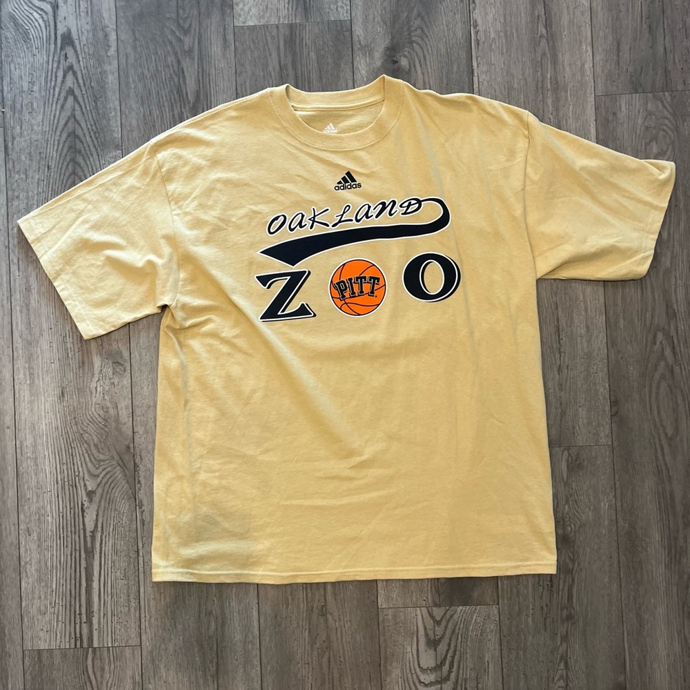 Adidas Vintage Pitt Panthers Men’s Unisex T-Shirt XL Yellow Oakland Zoo Y2K